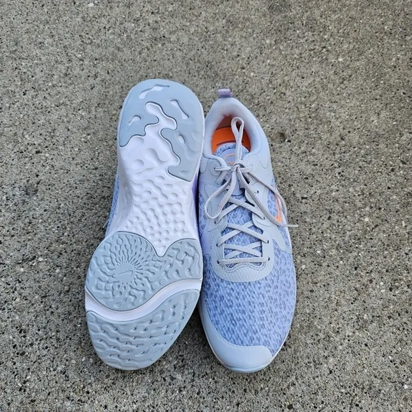 NIke Just Do It comfort sneaker women's size 10.5