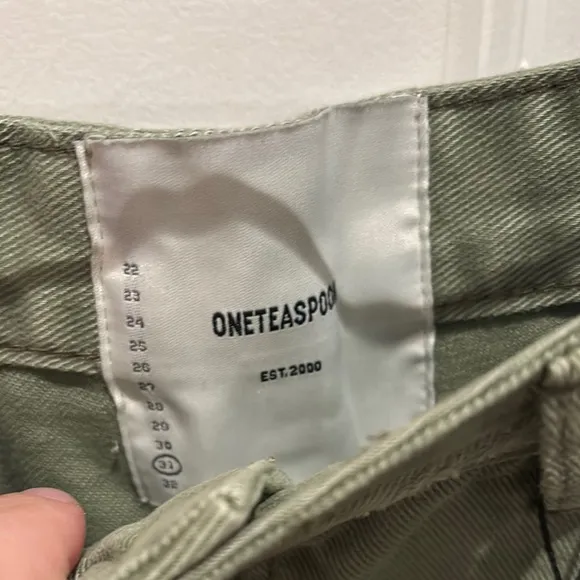 One Teaspoon OliveGreen super khaki Bonita Distressed Women's Shorts size 31 NWT