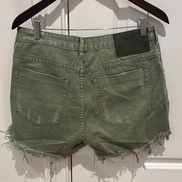 One Teaspoon OliveGreen super khaki Bonita Distressed Women's Shorts size 31 NWT