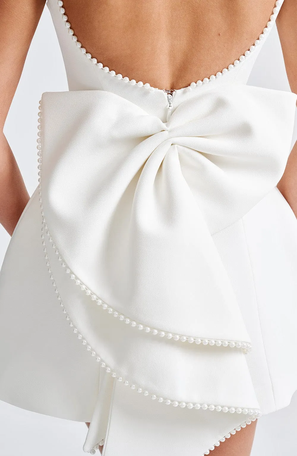 Orsolya® | Timeless Elegance With Luxurious Details