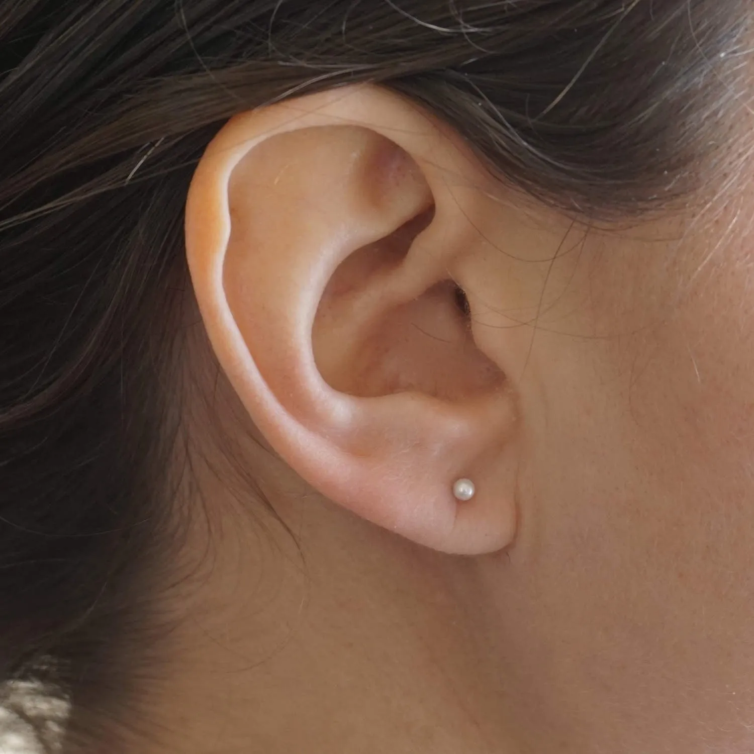 Pearl Stud Earrings: Simple and Modern Design for Everyday Style | Available in Various Materials 0275