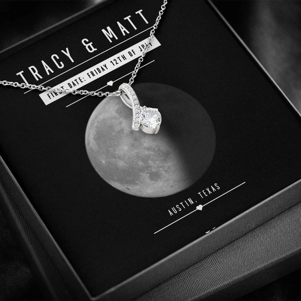 Personalized Names Woman's Jewelry Necklace - First Date