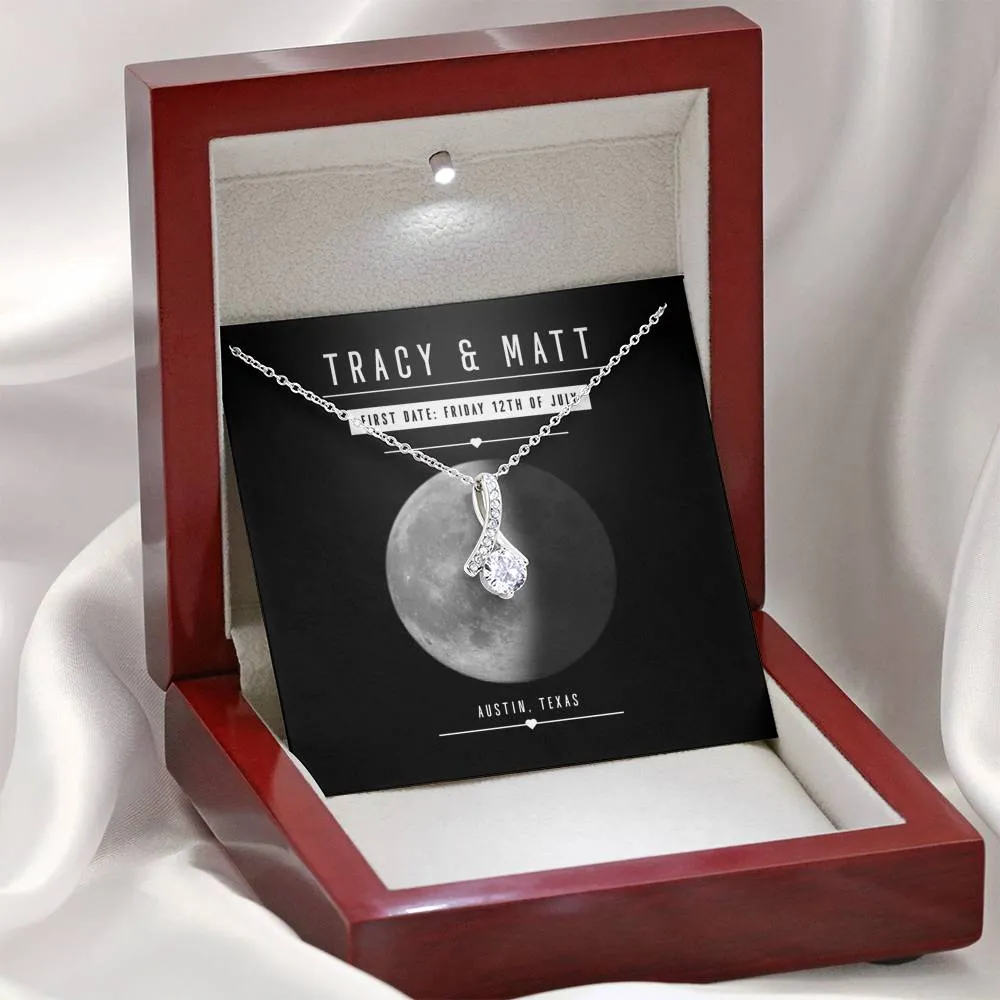 Personalized Names Woman's Jewelry Necklace - First Date