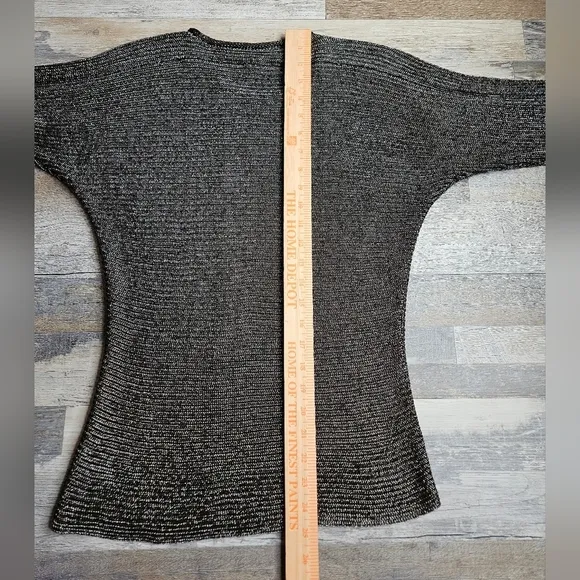 Ralph Lauren Black Label Women's Medium  Metallic Ribbed Knit Sparkly