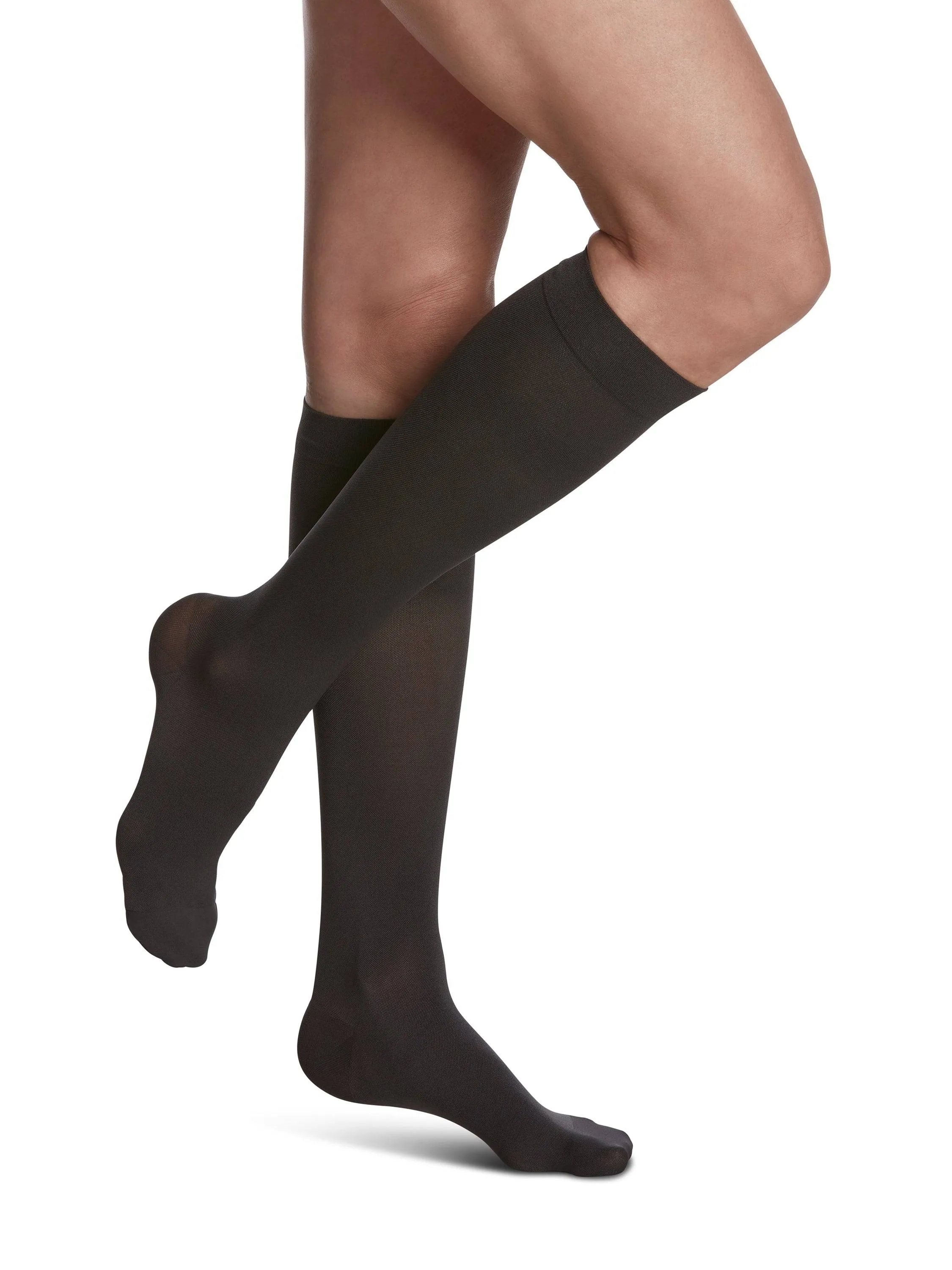 Sigvaris Soft Opaque (Formerly 840 Soft Opaque) Women's Knee High  15-20mmHg-Closed Toe