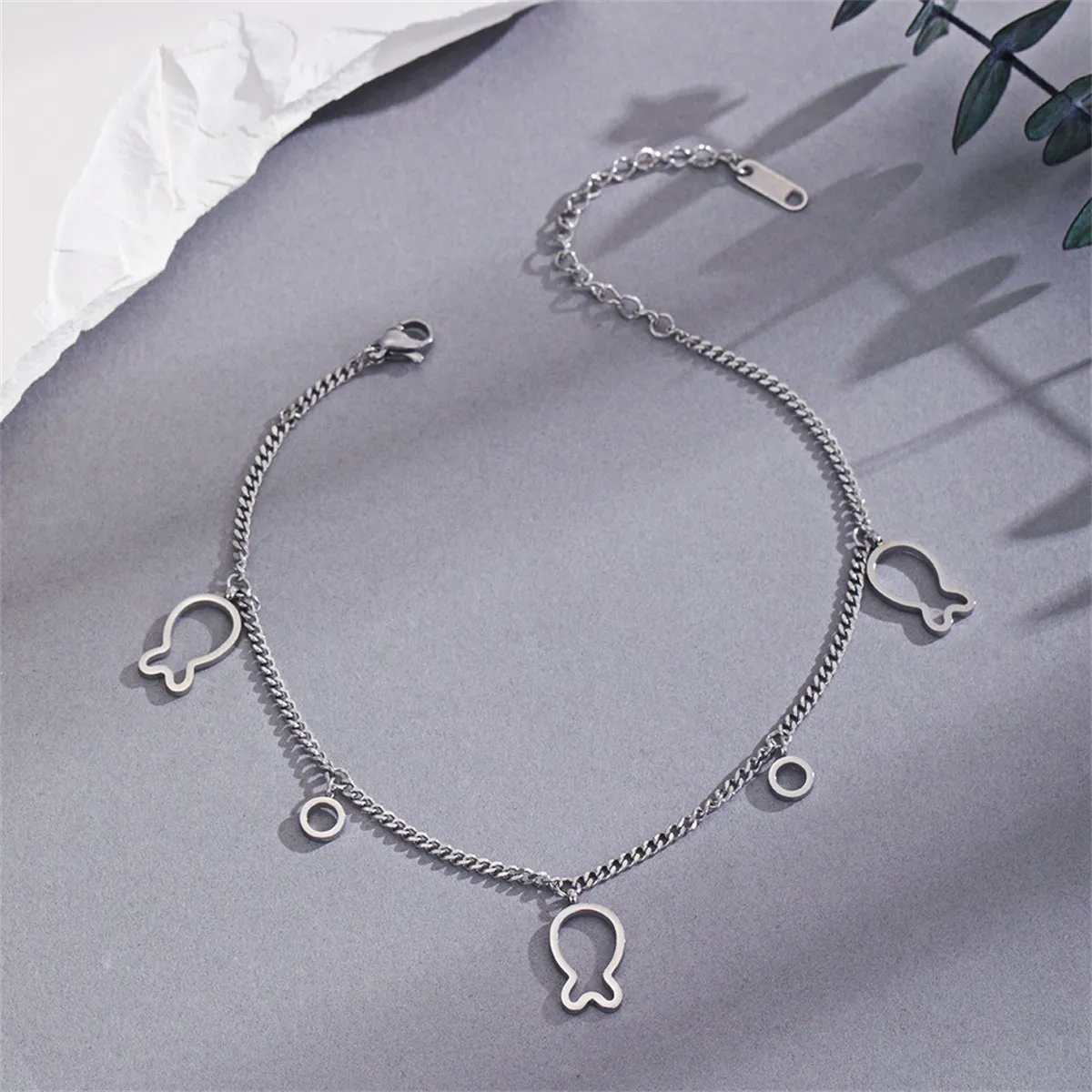 Silver-Plated Openwork Fish Station Anklet