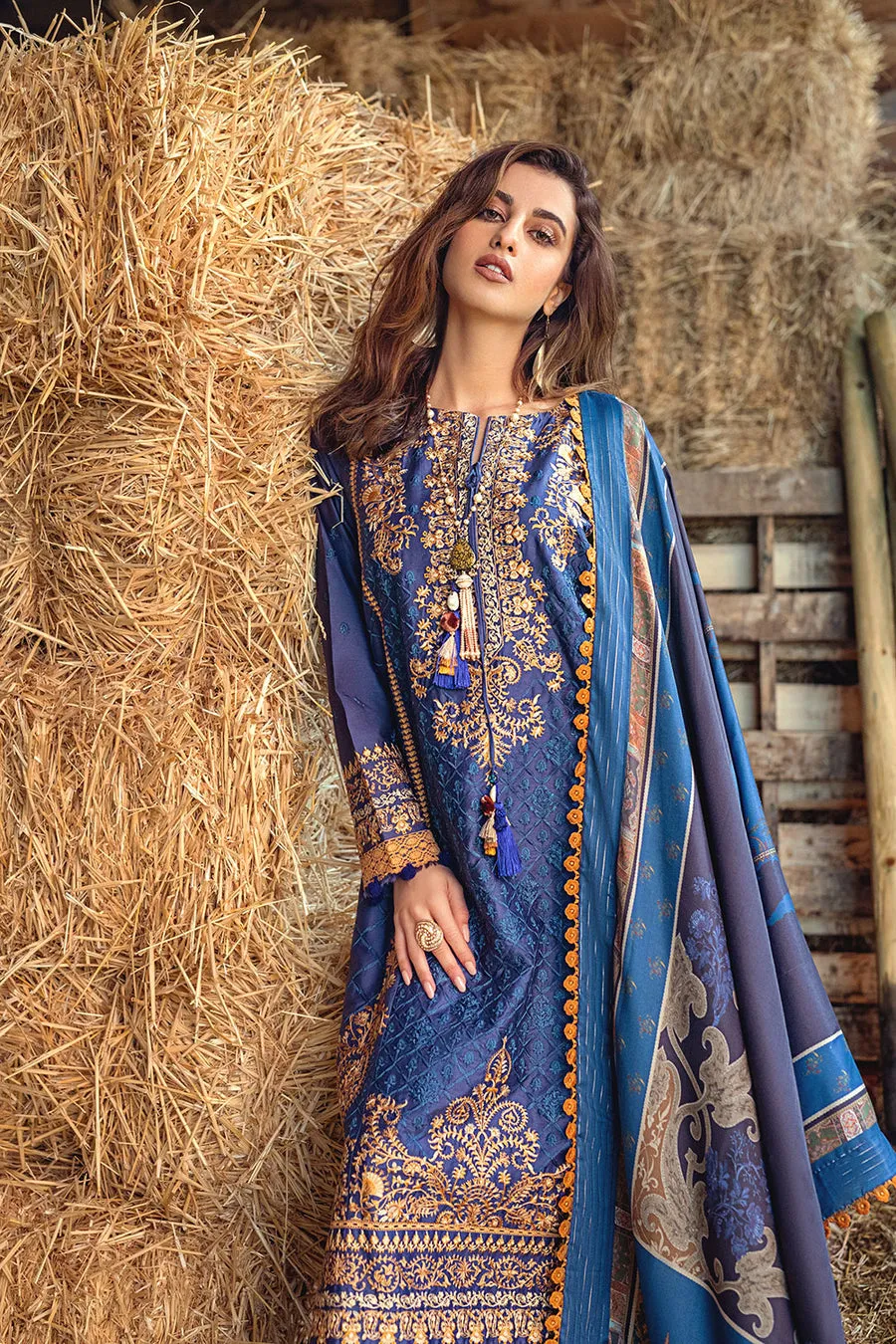 SOBIA NAZIR | AUTUMN/WINTER 2022 | AW22-3A
