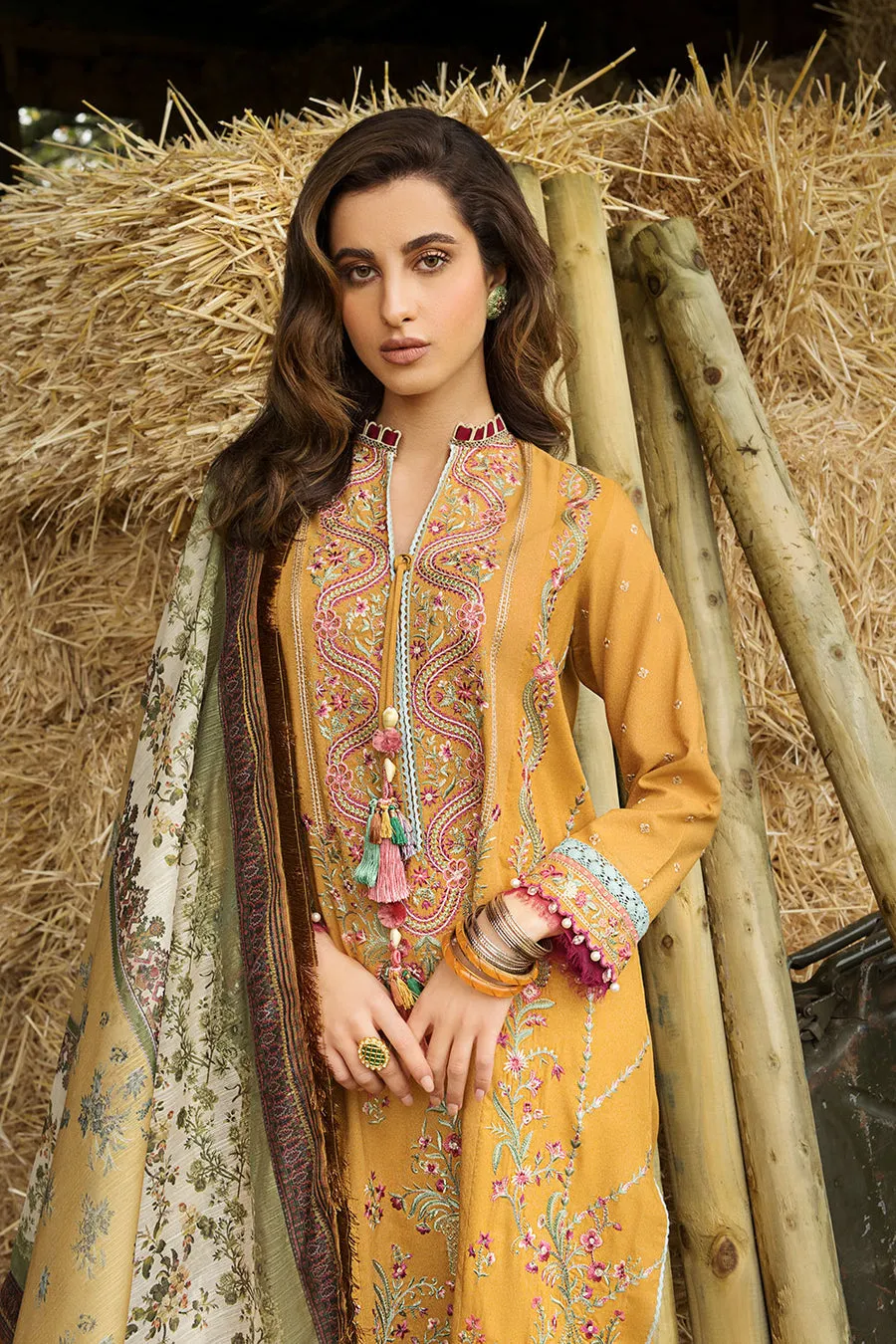 SOBIA NAZIR | AUTUMN/WINTER 2022 | AW22-4B