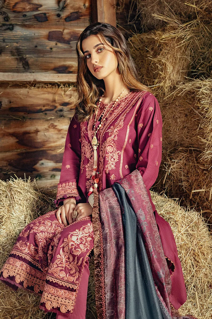 SOBIA NAZIR | AUTUMN/WINTER 2022 | AW22-7A
