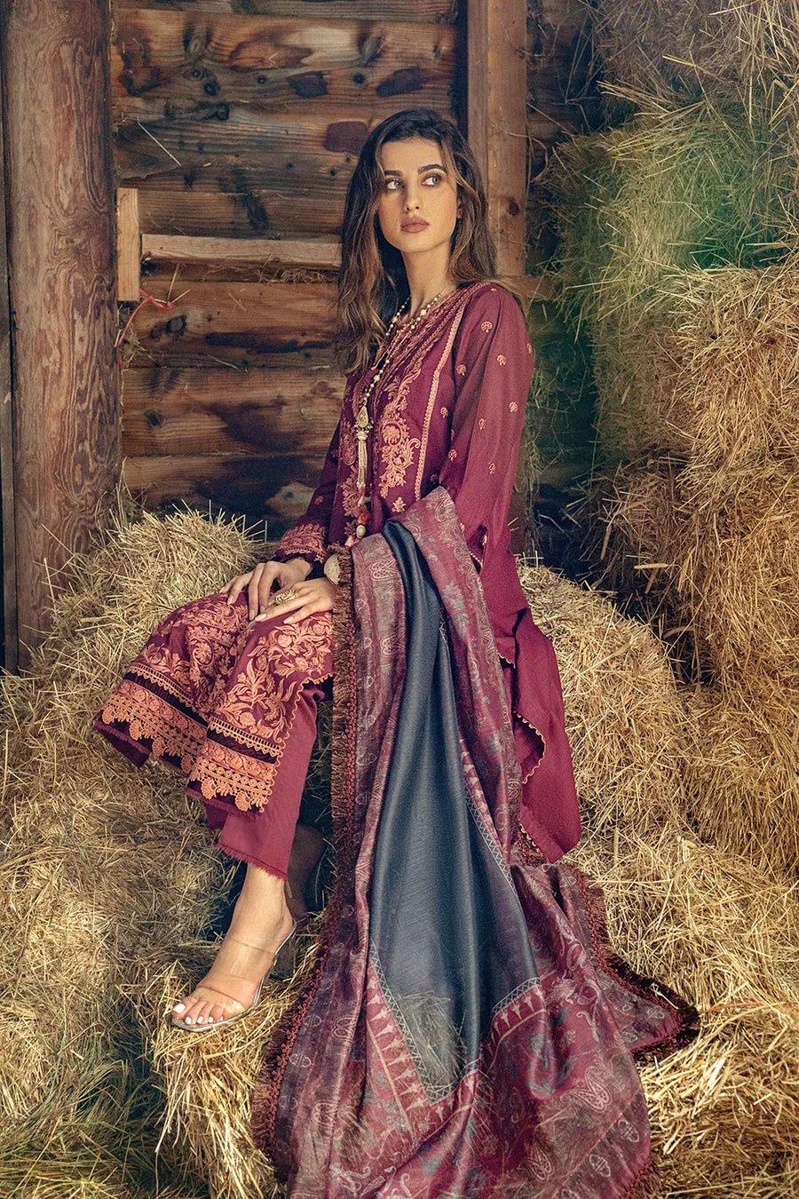 SOBIA NAZIR | AUTUMN/WINTER 2022 | AW22-7A