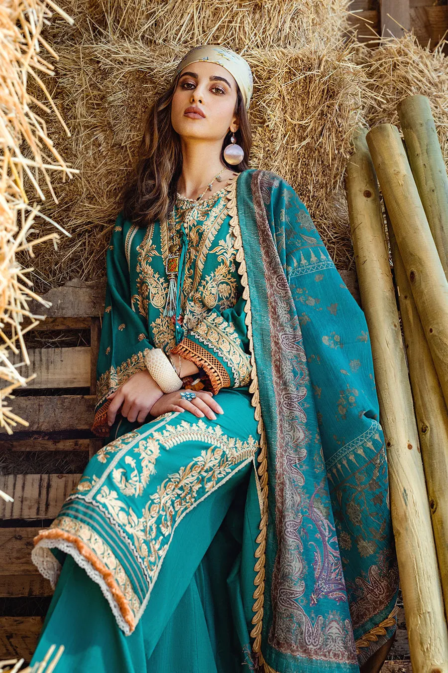 SOBIA NAZIR | AUTUMN/WINTER 2022 | AW22-7B