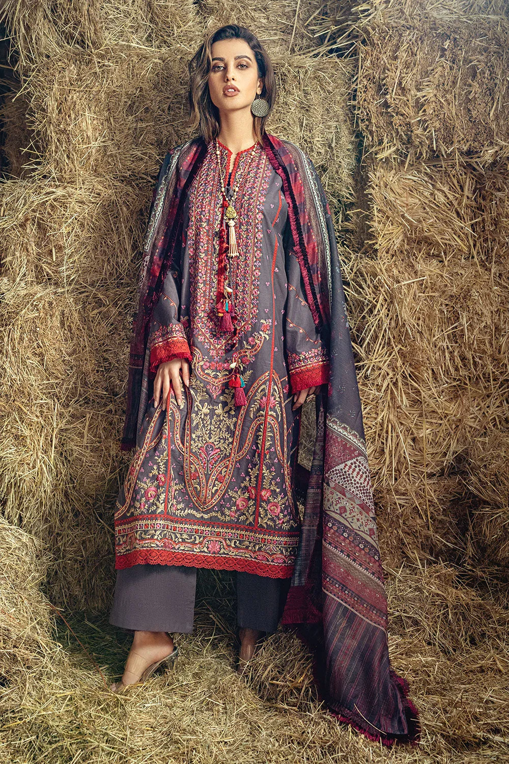 SOBIA NAZIR | AUTUMN/WINTER 2022 | AW22-8B