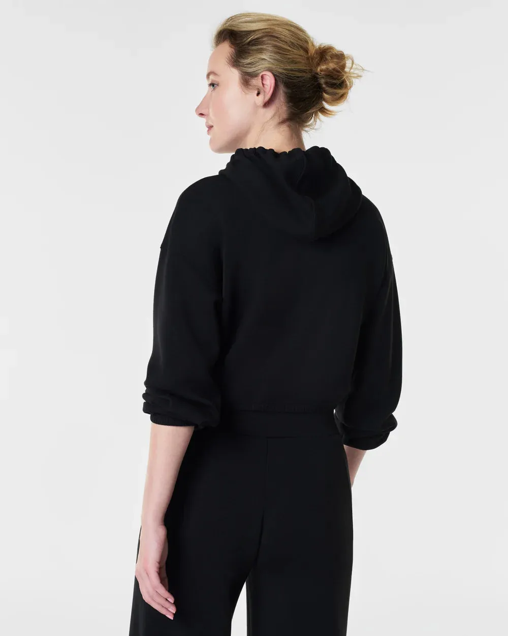 SPANX | AirEssentials Cropped Hoodie {Very Black}