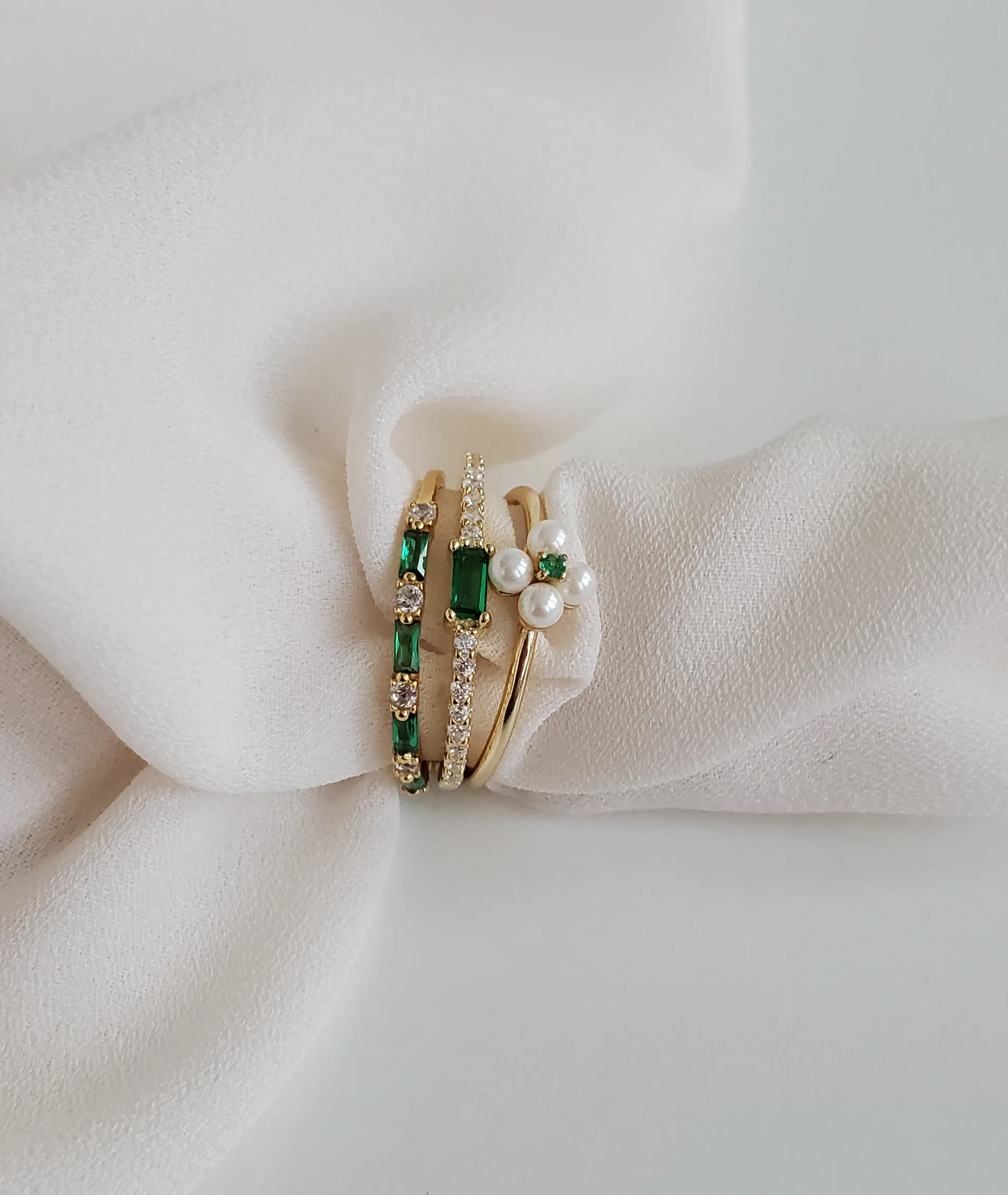 Sparkly Emerald Ring
