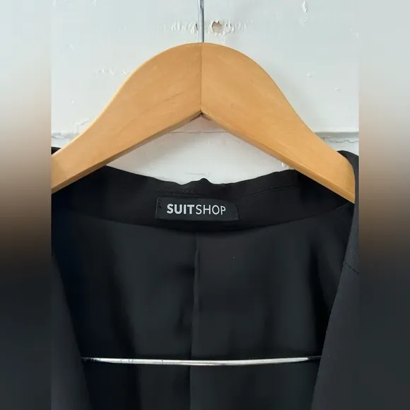 The Suit Shop Women’s Classic Black Suit Jacket NEW Size 14 Petite