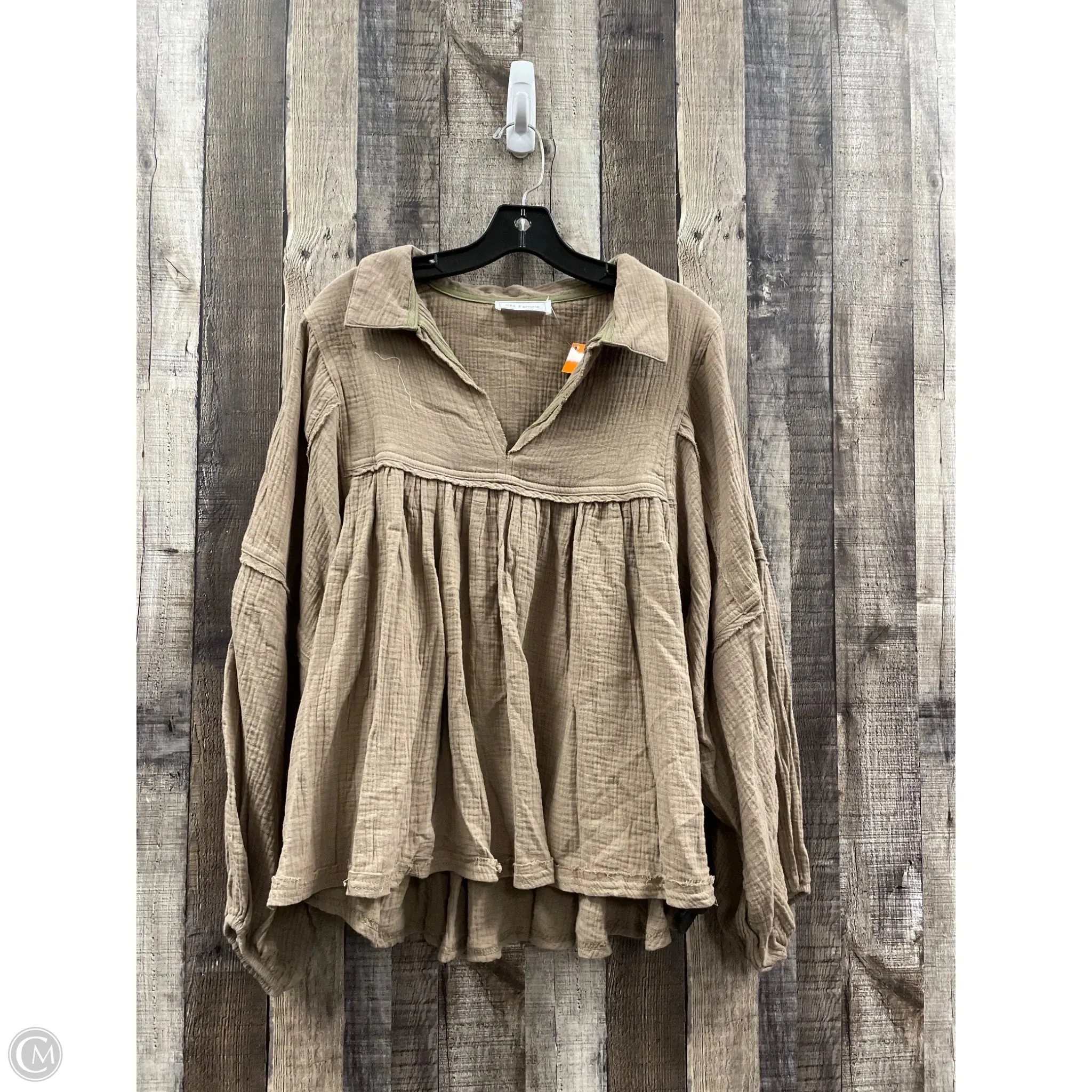Top Long Sleeve By Ces Femme In Tan, Size: M