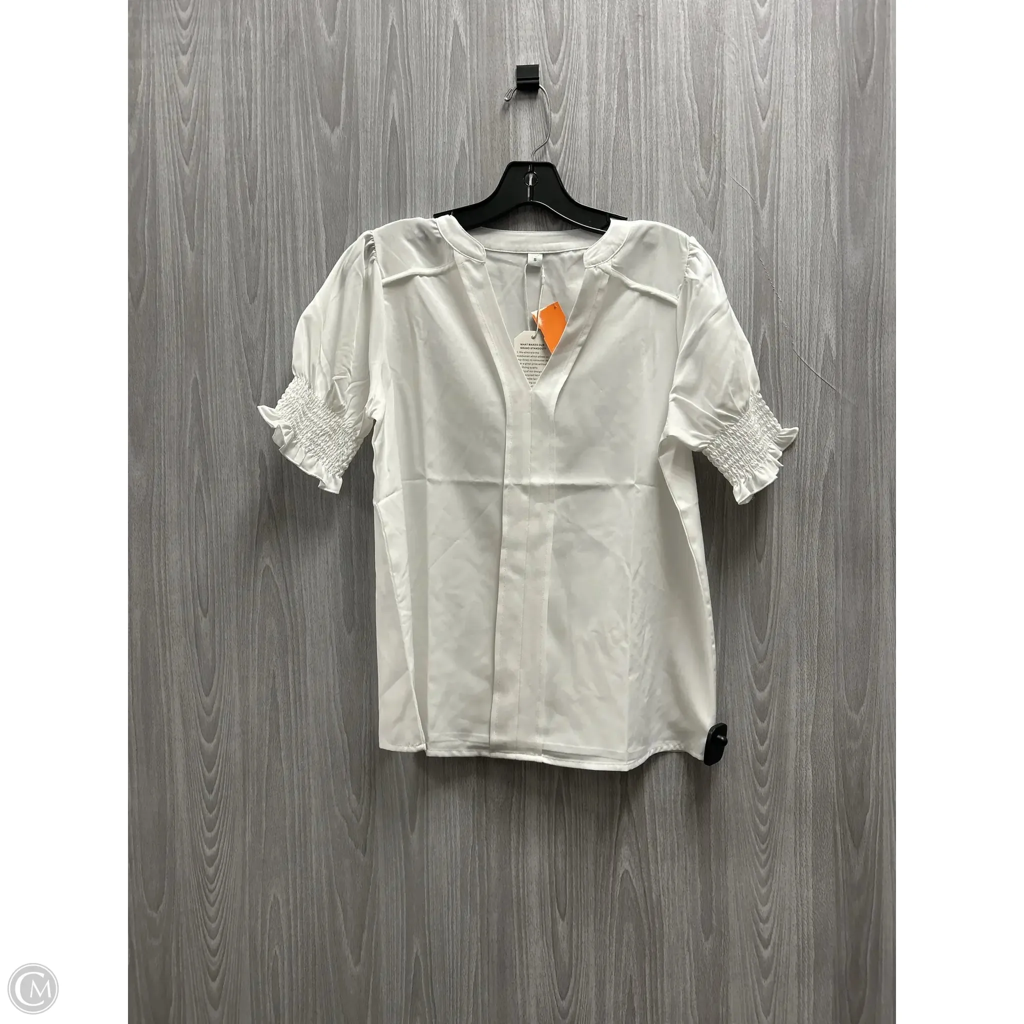 Top Short Sleeve By Cmf In White, Size: S