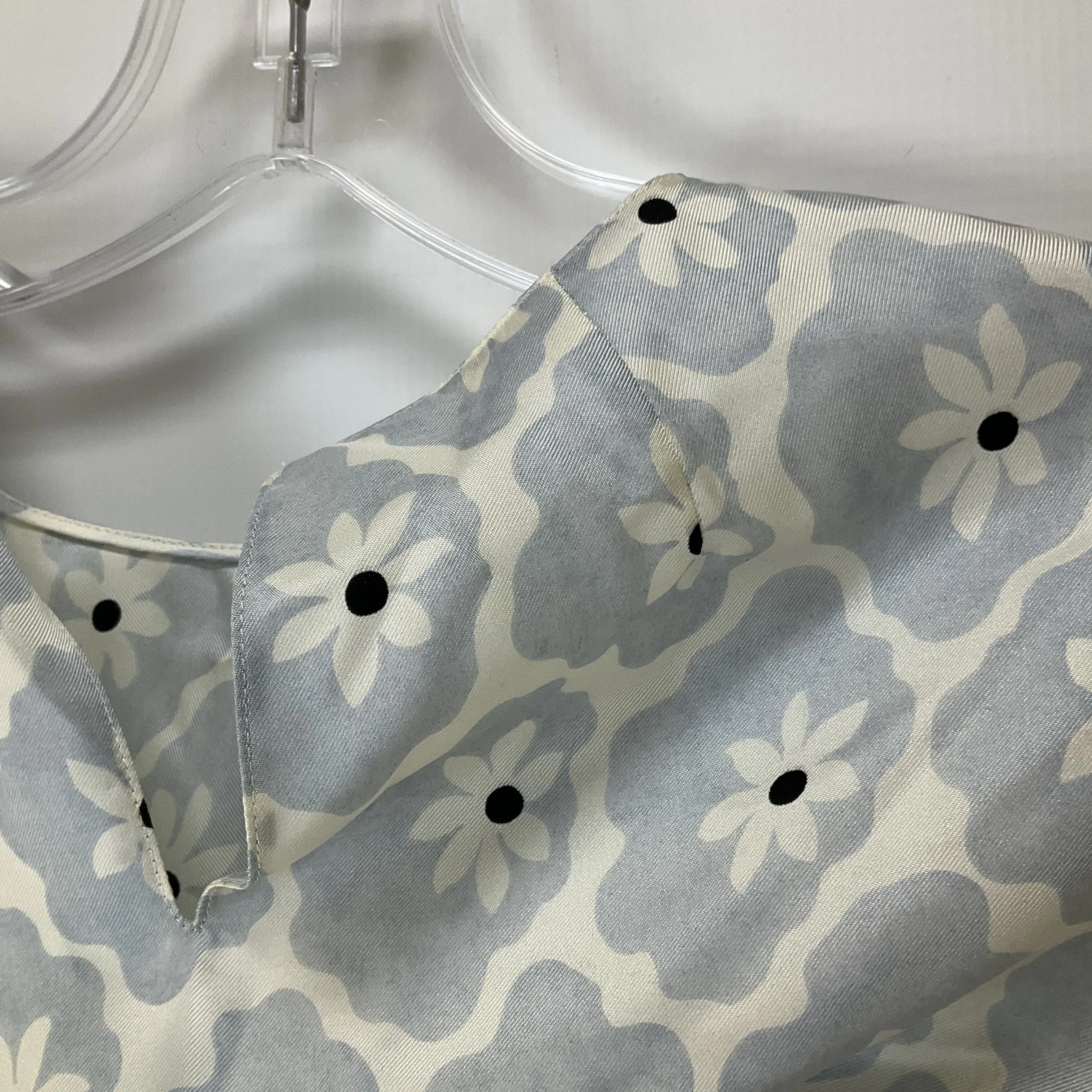 Top Short Sleeve By Theory  Size: S