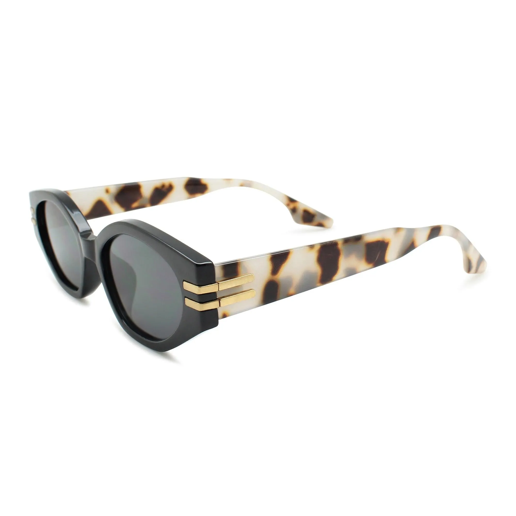 Trendy Rectangle Sunglasses for Women | C-5601