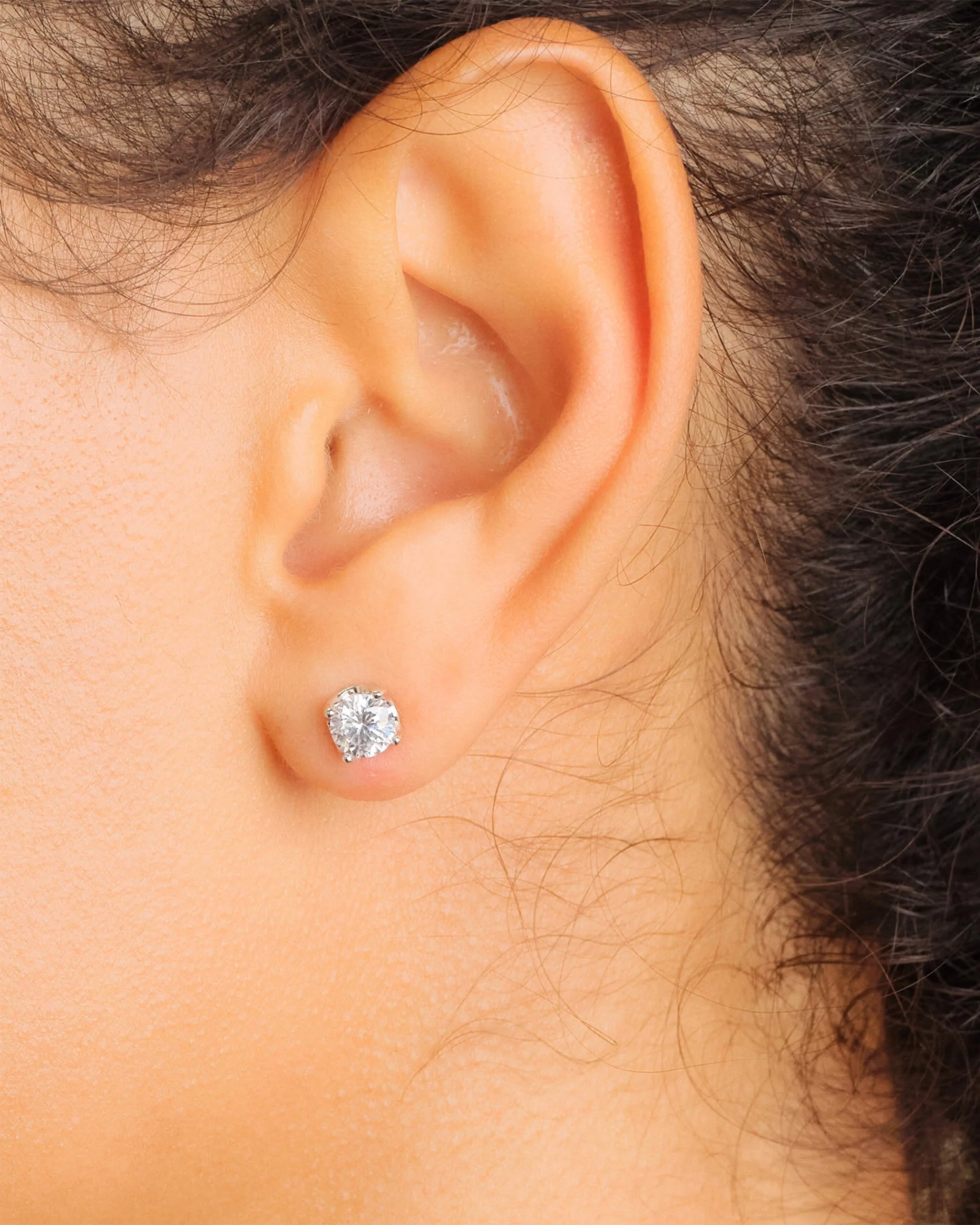 Women's Classic Stud Earrings - Silver