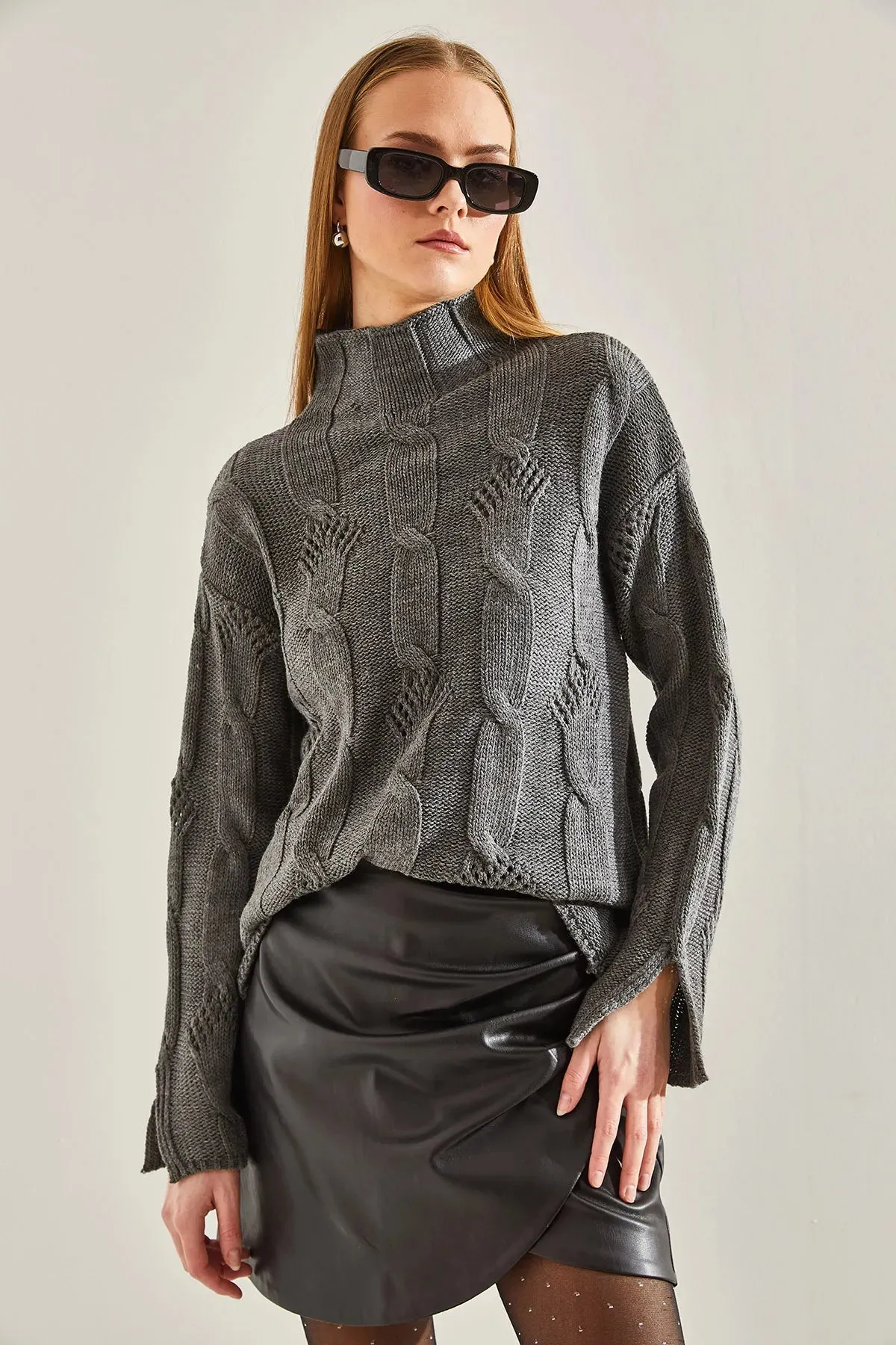 Women's Half-Turtleneck Cable Knit Sweater
