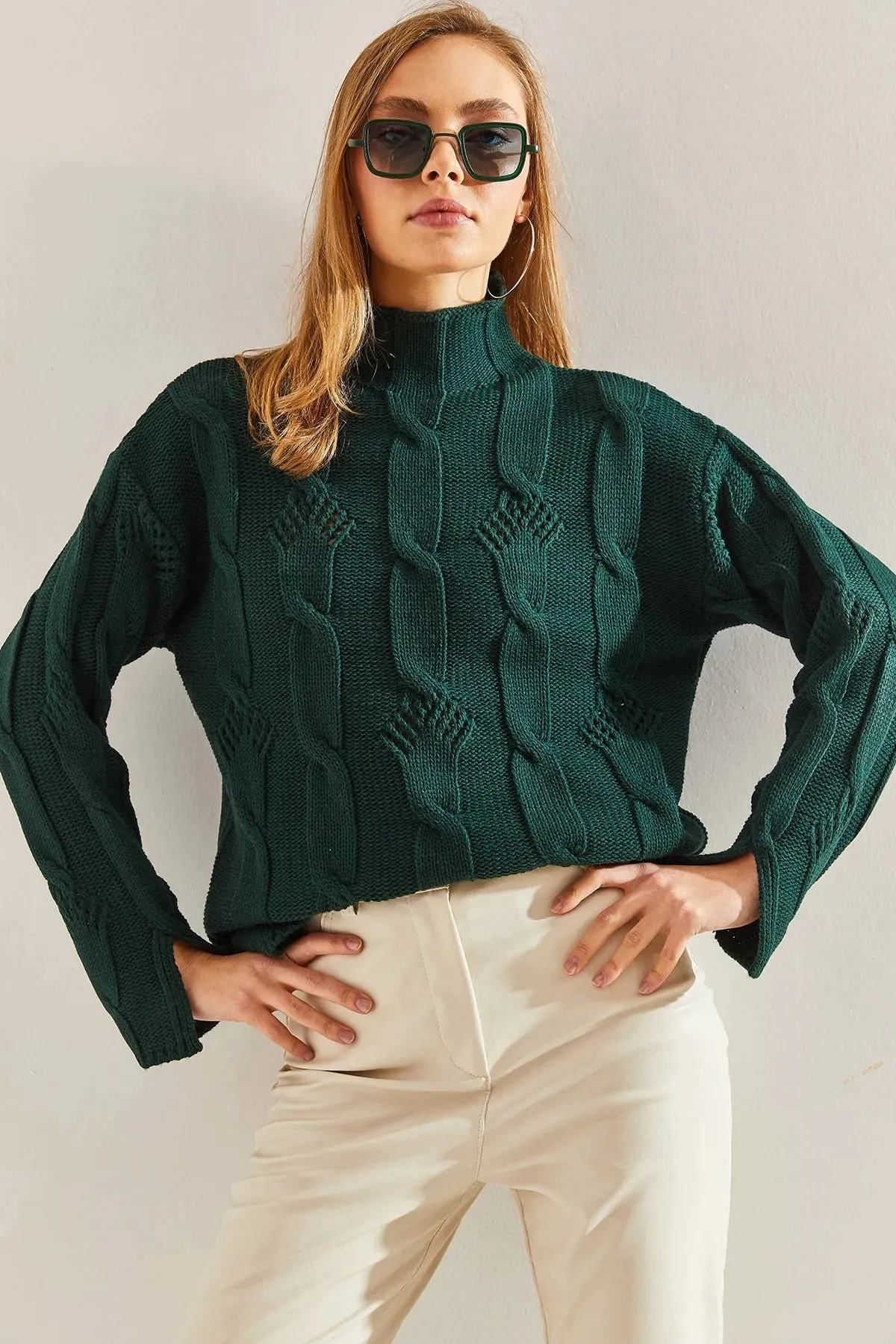 Women's Half-Turtleneck Cable Knit Sweater