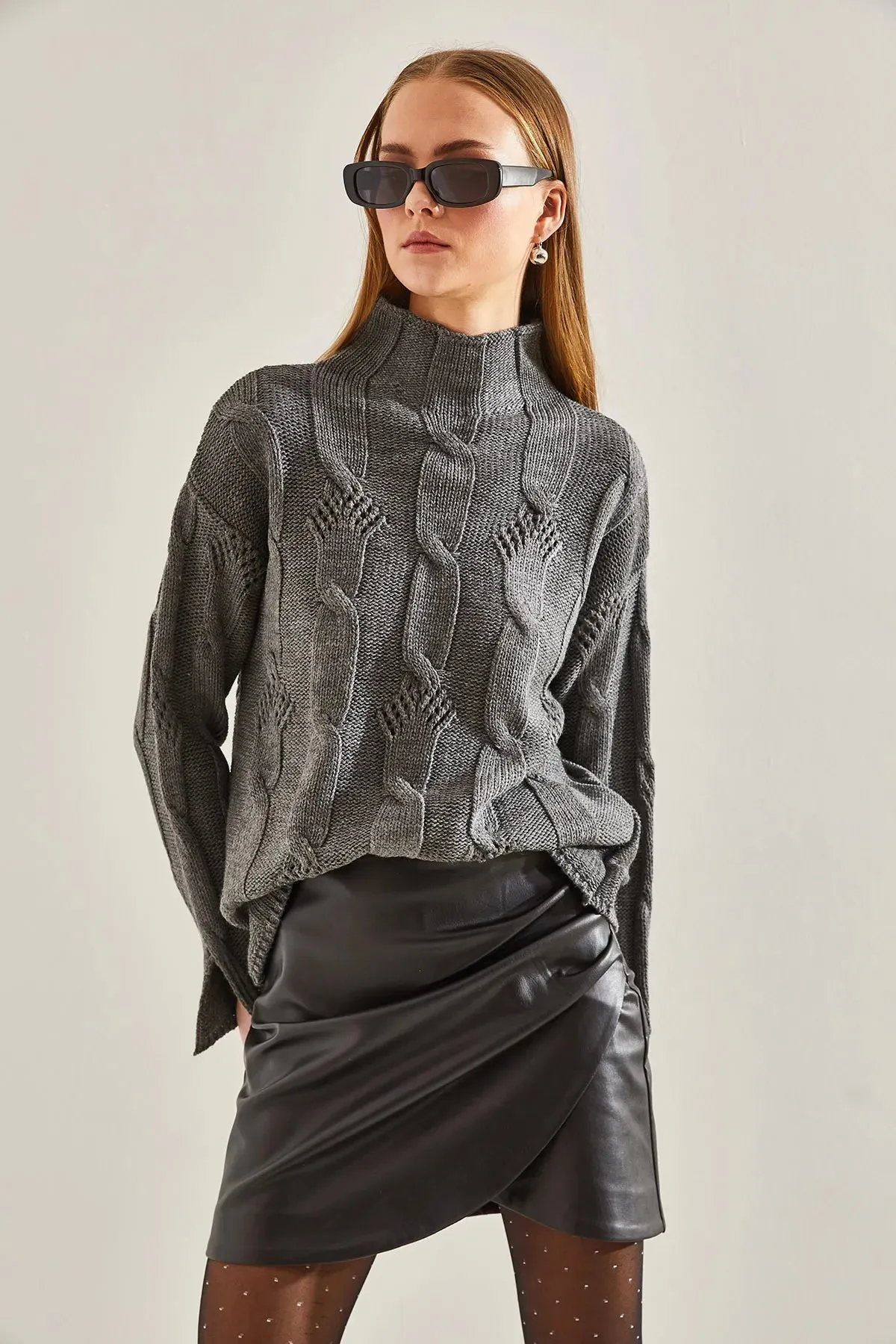 Women's Half-Turtleneck Cable Knit Sweater