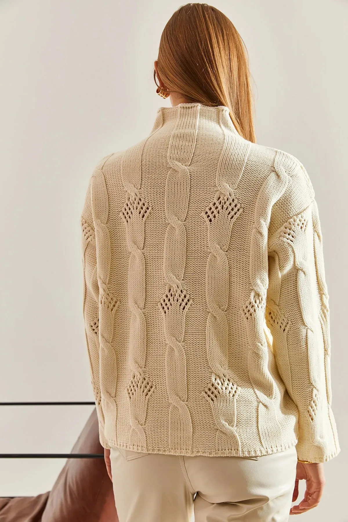 Women's Half-Turtleneck Cable Knit Sweater