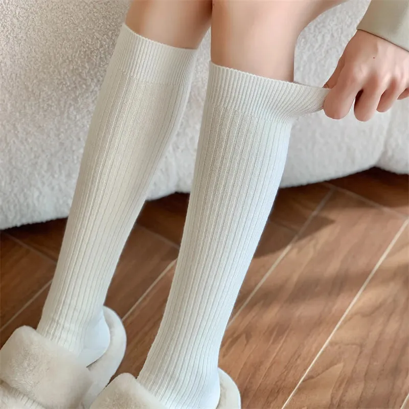 Women's Knee High Socks - Fashionable Solid Color Warm Stockings for Autumn and Winter