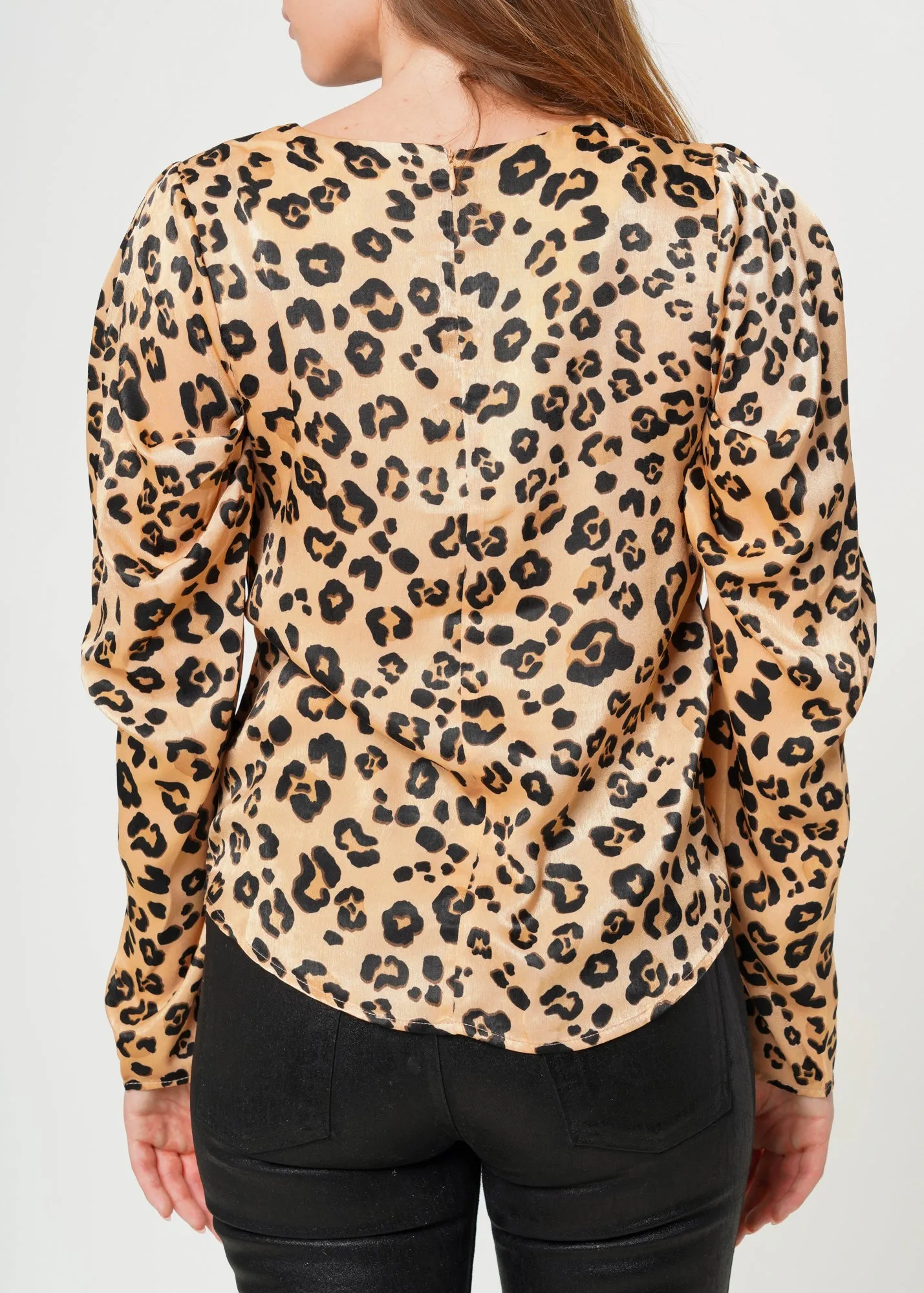 Women's Leopard Print Puffy Shoulder Top in Brown leopard