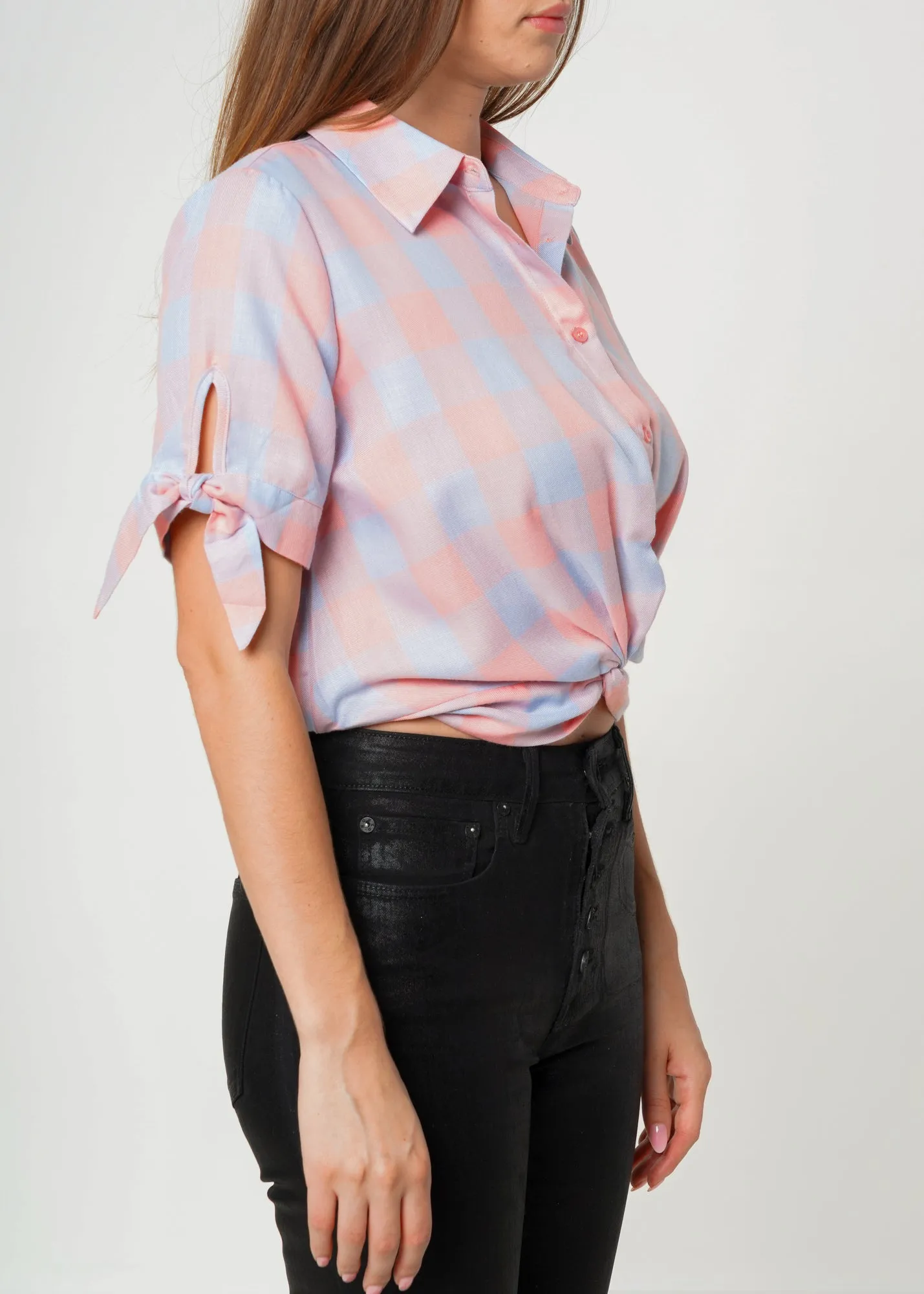 Women's Plaid Twist Hem Crop Top in Bubblegum