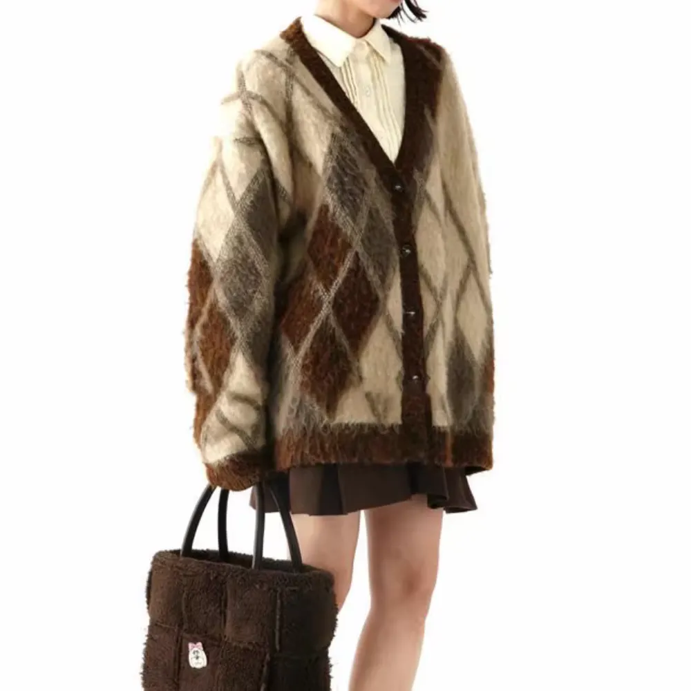 Women's Retro Seahorse Hair Contrast Knitted Cardigan