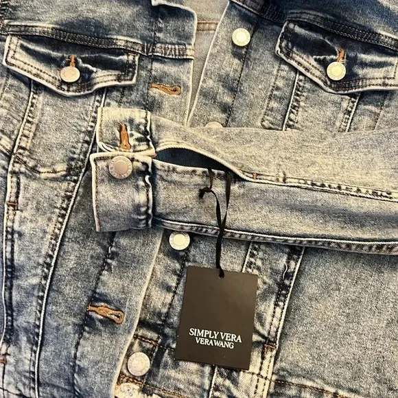 Women’s‎ Simply Vera Vera Wang Fashionable Denim Jacket