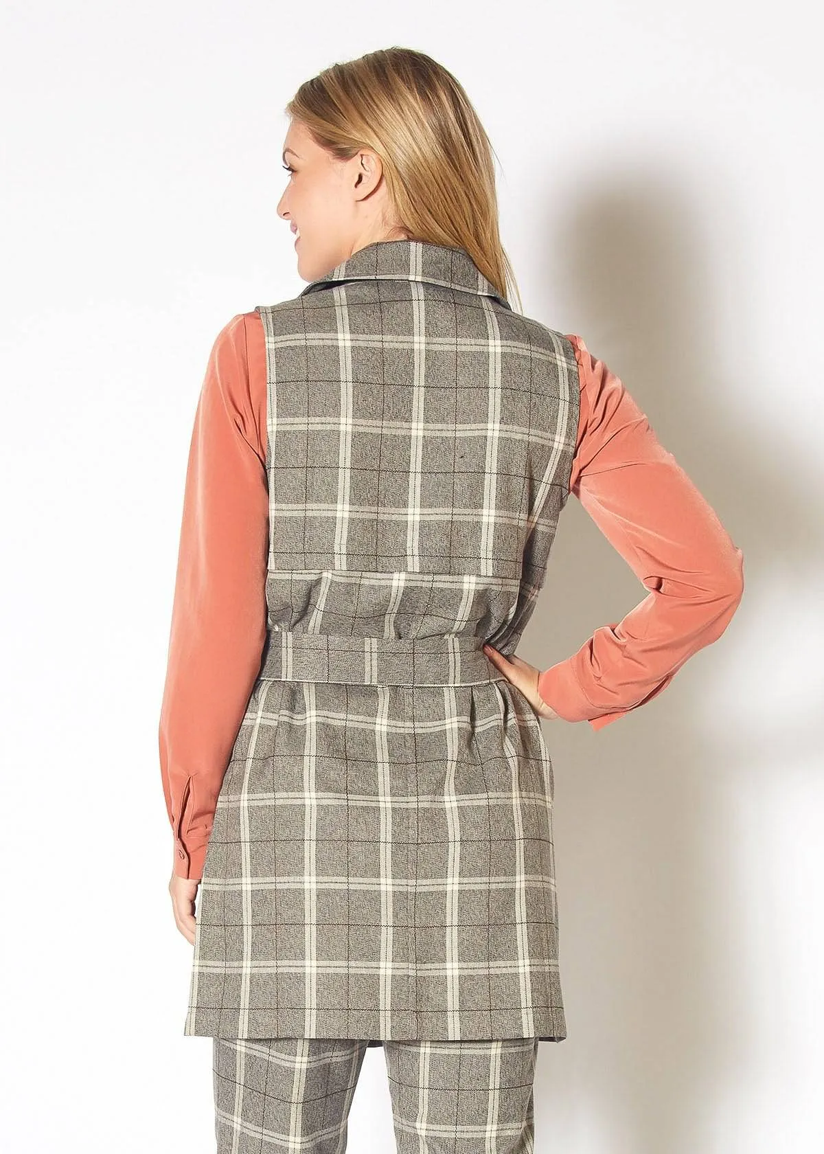 Women's Sleeveless Tie Waist Vest in Mocha Plaid