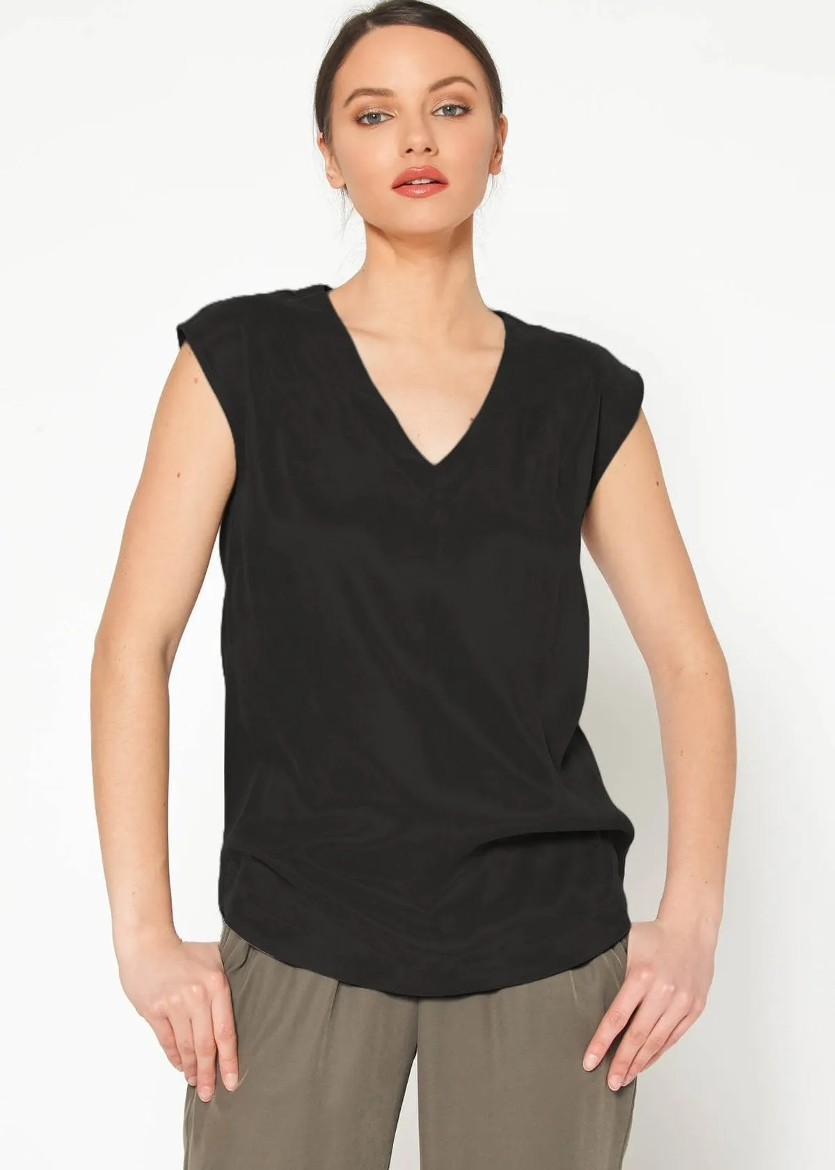 Women's Sleeveless V-Neck Shell Top