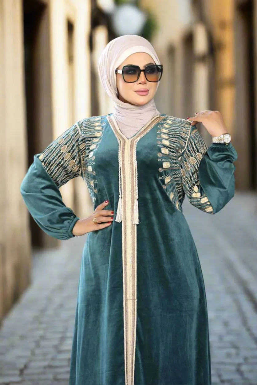 Women's velvet abaya