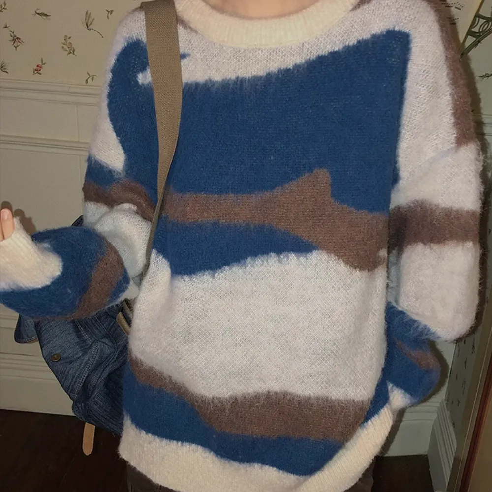 Women's Vintage Contrast Sweater