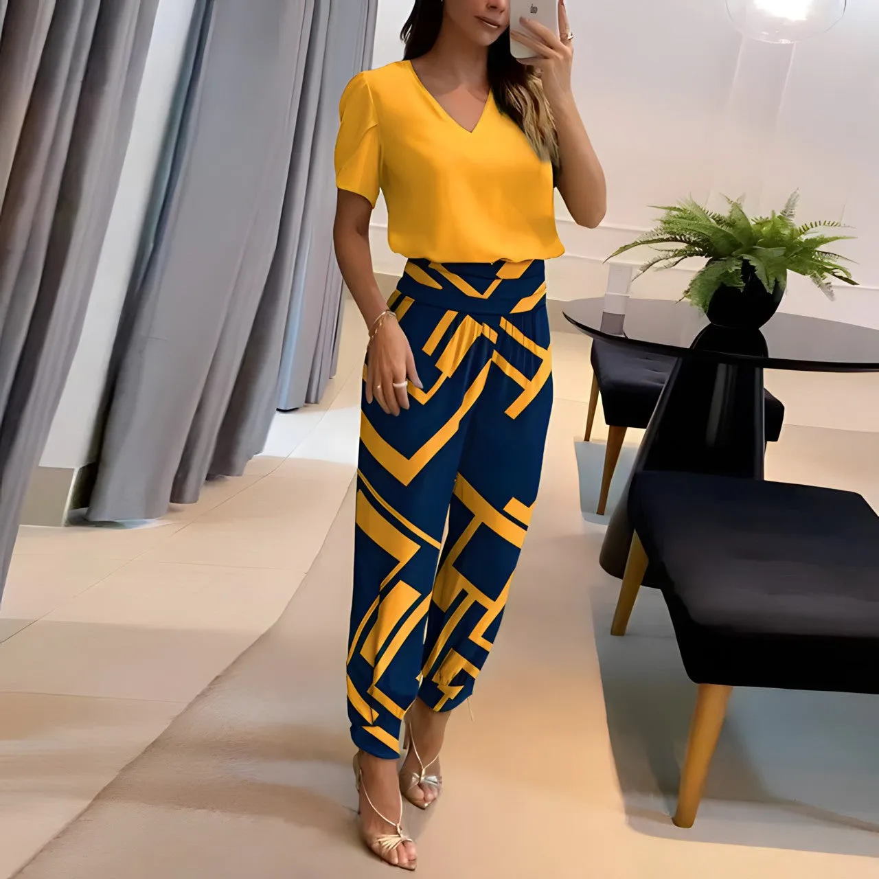 Zulema® | Fashionable Blouse And Pants Set